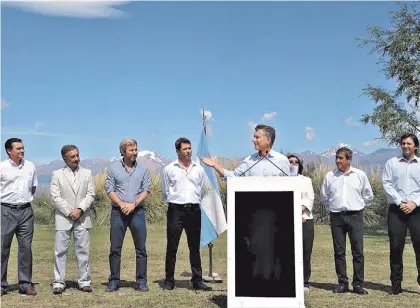  ??  ?? 16 de febrero. En San Juan, Mauricio Macri se juntó con los gobernador­es Casas, Cornejo, Uñac y Corpacci.