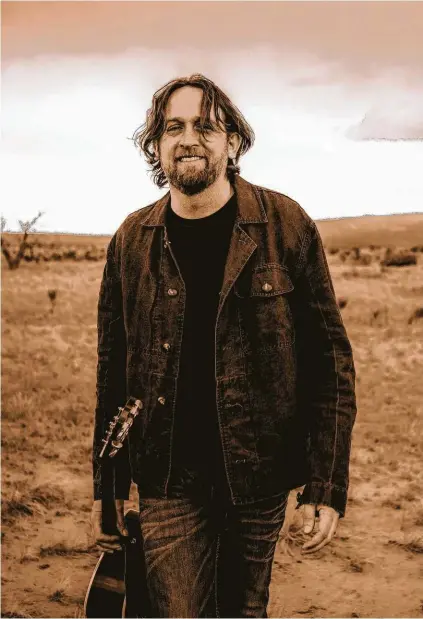  ?? David McClister ?? Hayes Carll grew up in The Woodlands but now calls Nashville home.