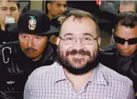  ??  ?? Lucha. Javier Duarte fue capturado en abril de 2017 en Guatemala. Ahora busca bajar su condena.