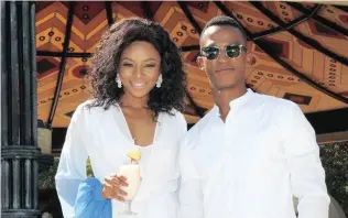  ??  ?? SENSATIONA­L: Emcees Bonang Matheba and Katlego Mabo