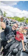  ?? FOTO: END. ?? Laura Plankemann (7) war mit Papa Markus bei den Biker4Kids.