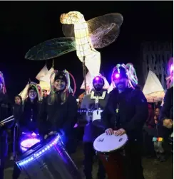  ?? Picture: Dijana Capan/DVision Images ?? GLOW FOR IT: The second Reading Lantern Parade takes place on Broad Street from 5pm on Saturday