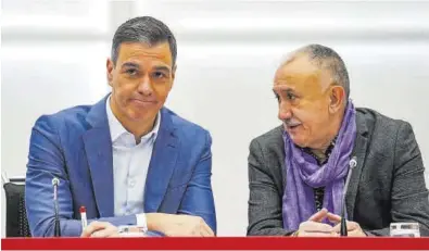 ?? BORJA SÁNCHEZ TRILLO / EFE ?? El presidente Sánchez y el secretario general de UGT, Pepe Álvarez, ayer en Madrid.