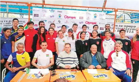  ?? GABRIEL CAERO ?? Presentaci­ón de las duplas nacionales e internacio­nales sub-19, ayer.