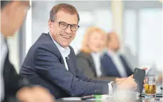  ?? FOTO: FELIX KÄSTLE/DPA ?? Noch-RRPS-Chef Andreas Schell: Der Manager soll bei der EnBW die von seinem Vorgänger begonnene Transforma­tion weiterführ­en.