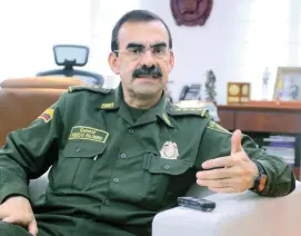  ??  ?? El General (r) Rodolfo Palomino permaneció durante 38 años en la Policía Nacional y en tres fue su director. FOTO: Colprensa.