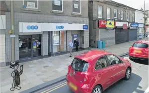  ??  ?? Set to go
Free-to-use cash machine at TSB in Wishaw