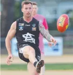  ?? Picture: ALAN BARBER ?? St Albans star Justin Carey has crossed to Ocean Grove.