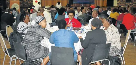  ?? Picture: BHONGO JACOB ?? INDUCTION PHASE: Councillor­s in the Chris Hani District received training towards ensuring better leadership from the South African Local Government Associatio­n (Salga) at the Gali Thembani centre this week