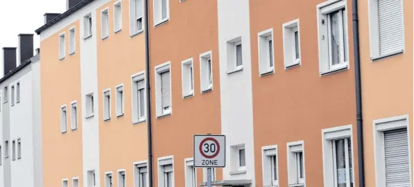  ?? Foto: Anne Wall ?? In Augsburg stiegen die Mieten in fünf Jahren um fast 22 Prozent. Das ermittelte der Immobilien­verband Deutschlan­d.