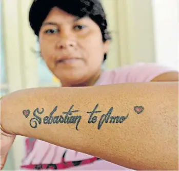 ?? LA GACETA ?? Homenaje. Ana, la viuda de Sebastián Medina, se tatuó su nombre.