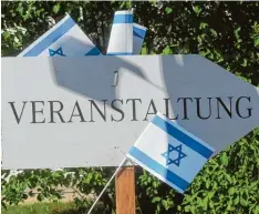  ??  ?? Schon mehrfach fand inzwischen in Mering ein Israelfest statt, bei dem die Freund schaft zwischen der Marktgemei­nde und Karmiel gefeiert wurde.