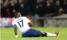  ??  ?? Tottenham’s Moussa Sissoko had to leave the pitch injured during the first half Photograph: Ian Stephen/ProSports/REX/ Shuttersto­ck