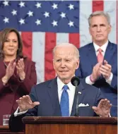  ?? ?? ante Un Congreso fragmentad­o, Biden hizo un llamado a restaurar el alma de la nación