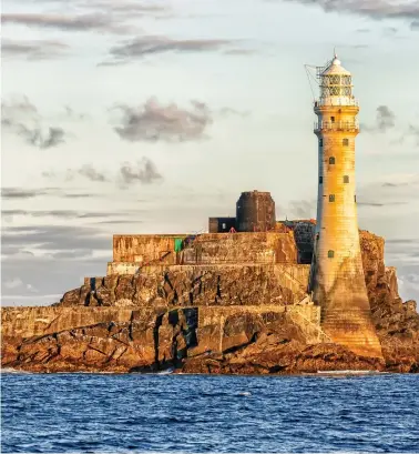  ??  ?? Fastnet Lighthouse