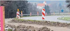  ?? FOTOS: THILO BERGMANN ?? Radwegbaus­telle bei Tannau: Durch den Bau soll das Radfahren auf der Strecke Tannau-Elmenau sicherer gemacht werden.