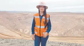  ?? ?? l Yanin Adilene Verdugo López es de las pocas mujeres ingenieras geodesta que trabaja en el sector minero de Caborca.