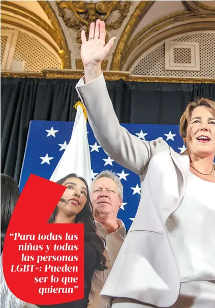  ?? ?? Maura Healey y Kim Driscoll celebran el éxito de su campàña ante los votantes y seguidores de su partido