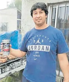  ??  ?? Maxi Gorosito. Tenía 39 años y tres chicos. Volvía de trabajar.