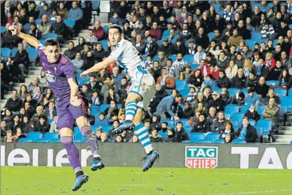  ?? FOTO: EFE ?? Maxi Gómez (Celta, 22 años), un ‘9' que se complement­a con Iago Aspas a la perfección Ha metido ocho dianas en esta Liga