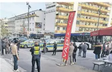  ?? FOTO: ANSGAR FABRI ?? Polizeiein­sätze wegen kriminelle­r Jugendlich­er waren eine Zeit lang quasi Alltag an der Hindenburg­straße. Das hat sich geändert.