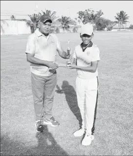  ?? ?? Essequibo’s Jathneil Nurse turned in a brilliant performanc­e with bat and ball