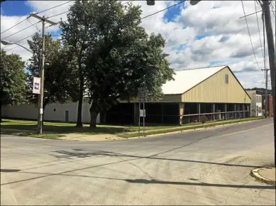  ?? NICHOLAS BUONANNO — MEDIANEWS GROUP FILE ?? An exterior shot of the Watervliet Dome located on the corner of 13th Street and 2nd Avenue.