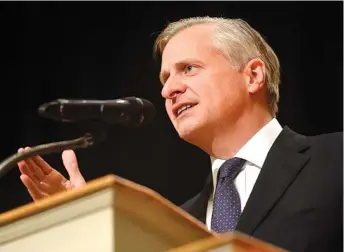  ?? STAFF PHOTO BY ROBIN RUDD ?? Historian Jon Meacham addresses the students, staff and friends of McCallie School during a chapel talk last Monday. The Pulitzer Prize-winning author graduated from McCallie in 1987.