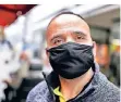  ?? RP-FOTO: STEPHAN KÖHLEN ?? Ugur Baydar befürworte­t das Masketrage­n.