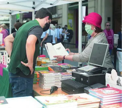  ?? EUROPA PRESS ?? Imagen del atípico Sant Jordi celebrado el pasado mes de julio