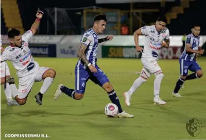  ?? CARTAGINÉS ?? Desde que se supo que Carlos Barahona firmó con otro equipo, no ha jugado con Cartaginés.