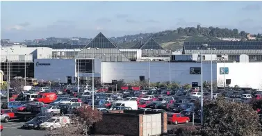  ??  ?? > The Merry Hill Centre, Brierley Hill, which is set for a facelift