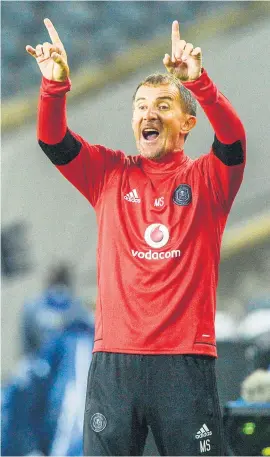  ?? Picture: Gallo Images ?? SUPERFAN. Micho Sredojevic doesn’t only see himself as just the coach of Orlando Pirates, but a big supporter of the club too.