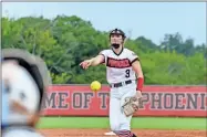  ?? Adam dortch ?? Sonoravill­e senior pitcher Taylor Long fires a fastball to the plate during the Phoenix’s clash with Ringgold