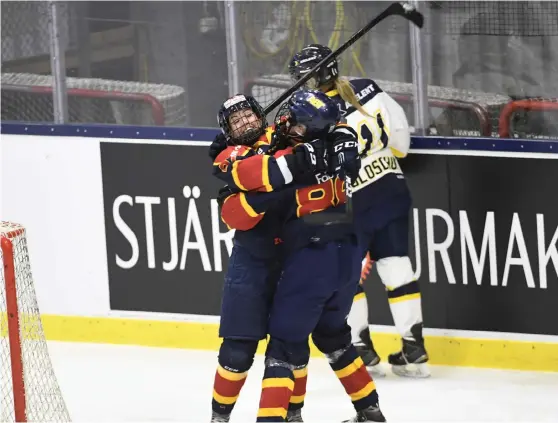  ?? Bild: MAJA SUSLIN/TT ?? STORLAG. HV71 är ett av de lagen som kommer till årets upplaga av Trollhätta­n Hockey Trophy ladies edition.