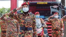  ?? (Foto hiasan) ?? Penebusan bayaran ganjaran wang tunai untuk 75 hari cuti bagi penjawat awam yang berkhidmat sekurang-kurangnya 15 tahun diumumkan pada Belanjawan 2020.