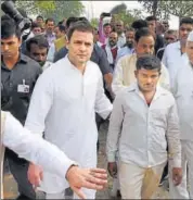  ?? PTI ?? Congress vicepresid­ent Rahul Gandhi with the family member of one of the victims of the blast at NTPC’s Unchahar plant, in Rae Bareli on Thursday. constituen­cy