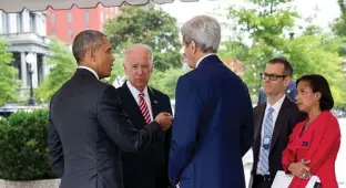  ?? (Twitter) ?? COLIN KAHL (second right) listens to president Barack Obama along with vice president Joe Biden, secretary of state John Kerry and national security adviser Susan Rice outside the West Wing of the White House in 2015.