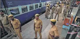  ??  ?? The Kurla GRP plans to go through the station’s CCTV footage to trace the accused