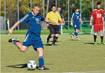  ?? Foto: Thorsten Jordan ?? Johann Schmidt eröffnete mit dem 1:0 den Issinger Torreigen. Mit fünf Treffern erzielten sie in dem einen Spiel gegen Türkspor nur zwei weniger als in allen Spielen zuvor zusammen.