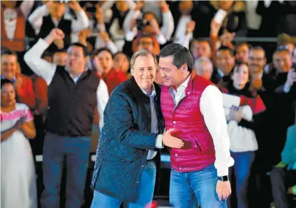  ?? NELLY SALAS ?? Miguel Ángel Osorio Chong fue recibido con gran ovación en un mitin del precandida­to de PRI-PVEM-Panal.