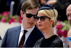  ??  ?? POWER COUPLE: Jared Kushner and wife Ivanka Trump