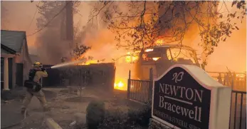  ?? /EFE ?? Los incendios causaron la muerte de por lo menos nueve personas.