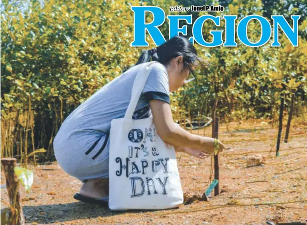  ?? PHOTO BY LARRA MARIE KIMPO EBON ?? It is time for the youth to take an active part in conserving the country’s natural resources, according to the Alpha Team Organizati­on, Inc., a multinatio­nal youth group founded in Pandan, Antique.