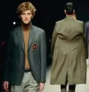 ??  ?? Pal Zileri La collezione che vede il debutto dello stilista Rocco Iannone ha i suoi punti di forza nei cappotti avvolgenti e nelle giacche disinvolte. La palette dei colori è un inno alla natura