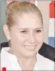  ??  ?? Rosalía Benítez, directora de la Escuela Ignacio A. Pane, del barrio Republican­o de Asunción.