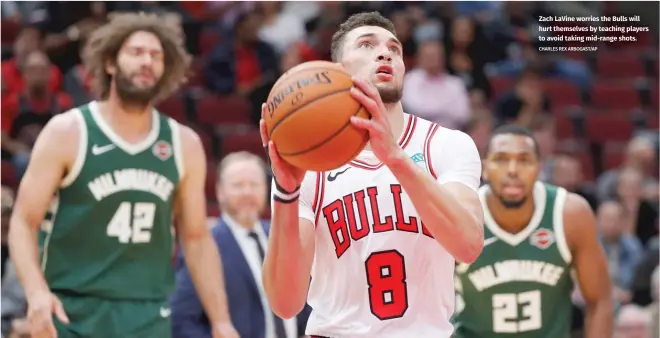  ?? CHARLES REX ARBOGAST/AP ?? Zach LaVine worries the Bulls will hurt themselves by teaching players to avoid taking mid-range shots.