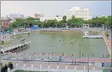  ?? HT PHOTO ?? The 103-year-old College Square Swimming Club in central Kolkata bears a deserted look.