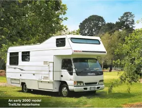  ??  ?? An early 2000 model Traillite motorhome