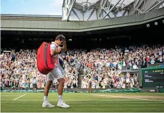  ?? REUTERS ?? Roger Federer geht in Wimbledon als Verlierer vom Platz.